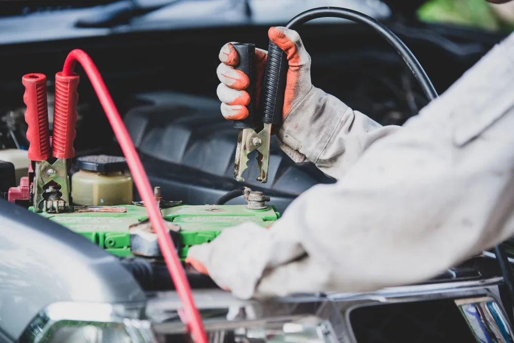 Mobile car battery replacement and jump start service Perth